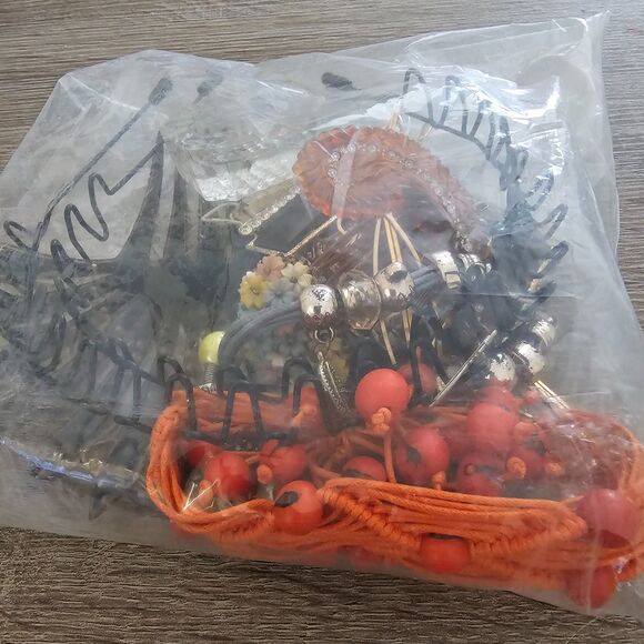 Vintage Accessories Lot Barrettes Combs Pins Slide Clip Retro Mixed Jewelry - Picture 6 of 6